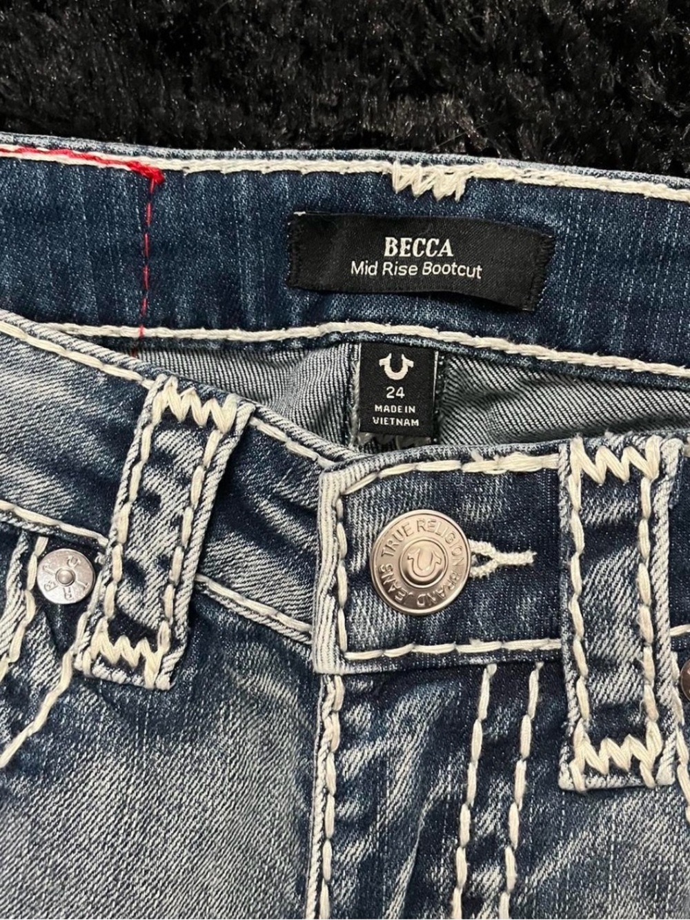 True Religion Women’s Becky Bootcut Jeans in Light Blue Wash - Picture 4 of 4